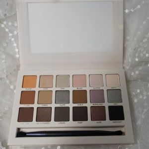 Beauty counter Necessary Neutrals Palette